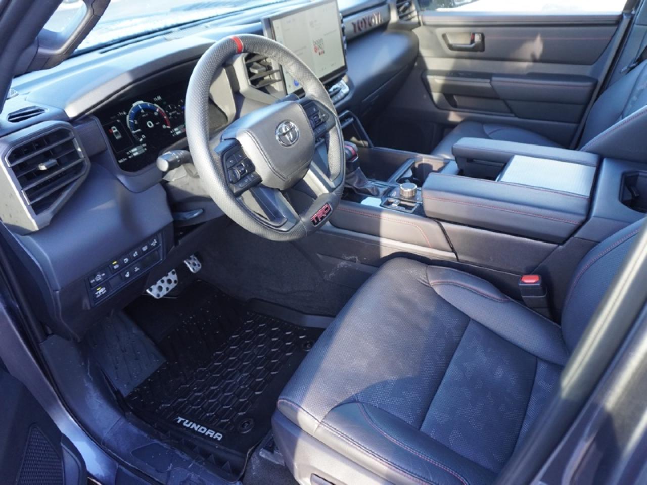 2025 Toyota Tundra Hybrid Limited  - Hybrid -  Cooled Seats Photo