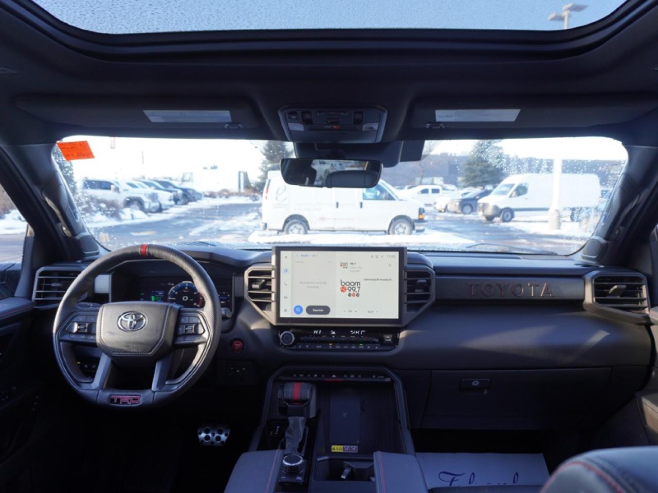 2025 Toyota Tundra Hybrid Limited  - Hybrid -  Cooled Seats Photo