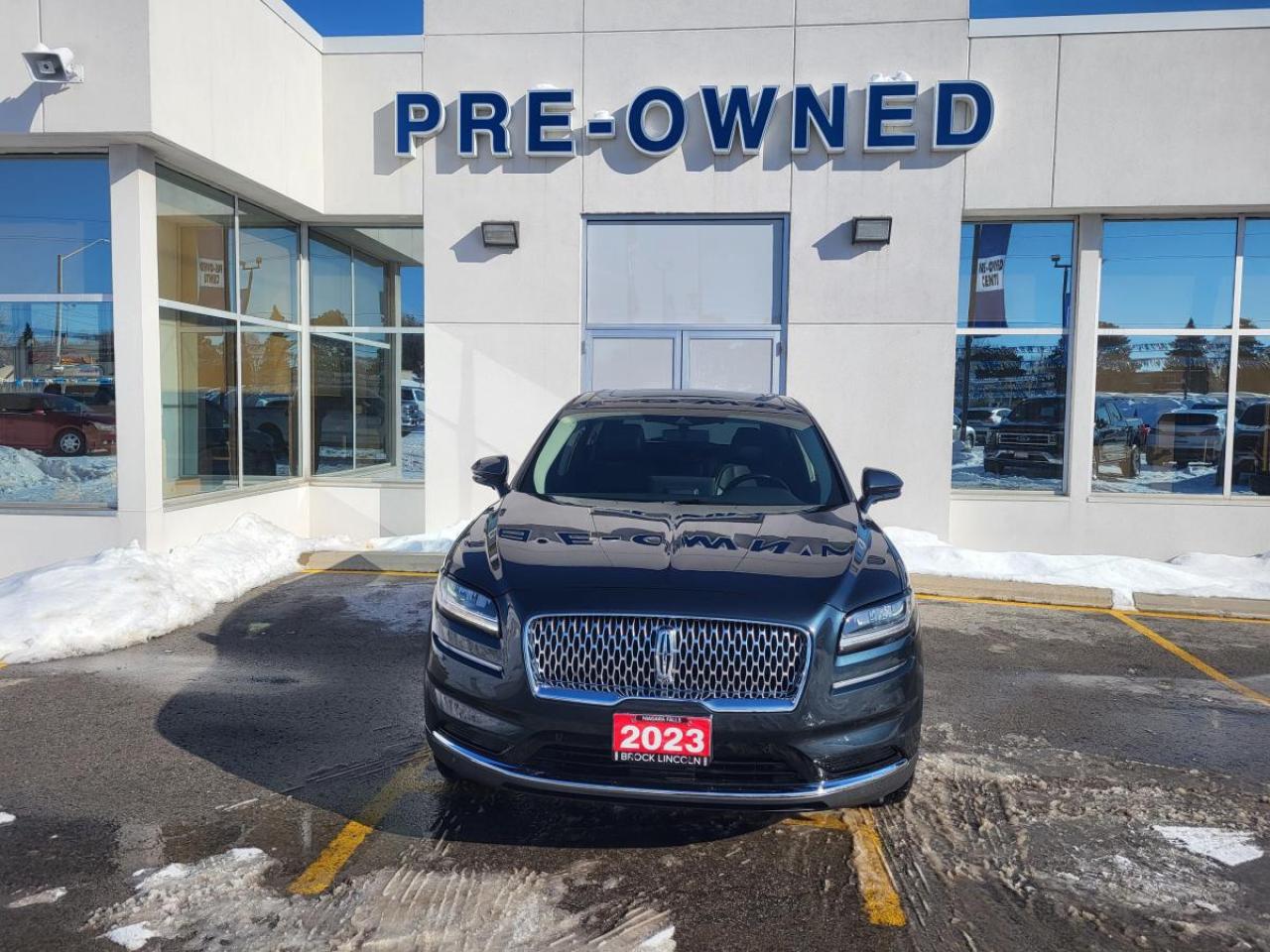 2023 Lincoln Nautilus Reserve AWD Photo2