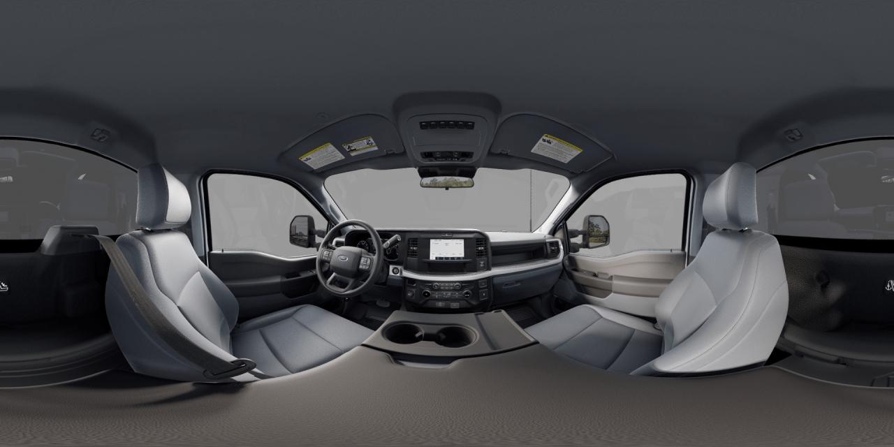 2025 Ford F-550 XL Photo