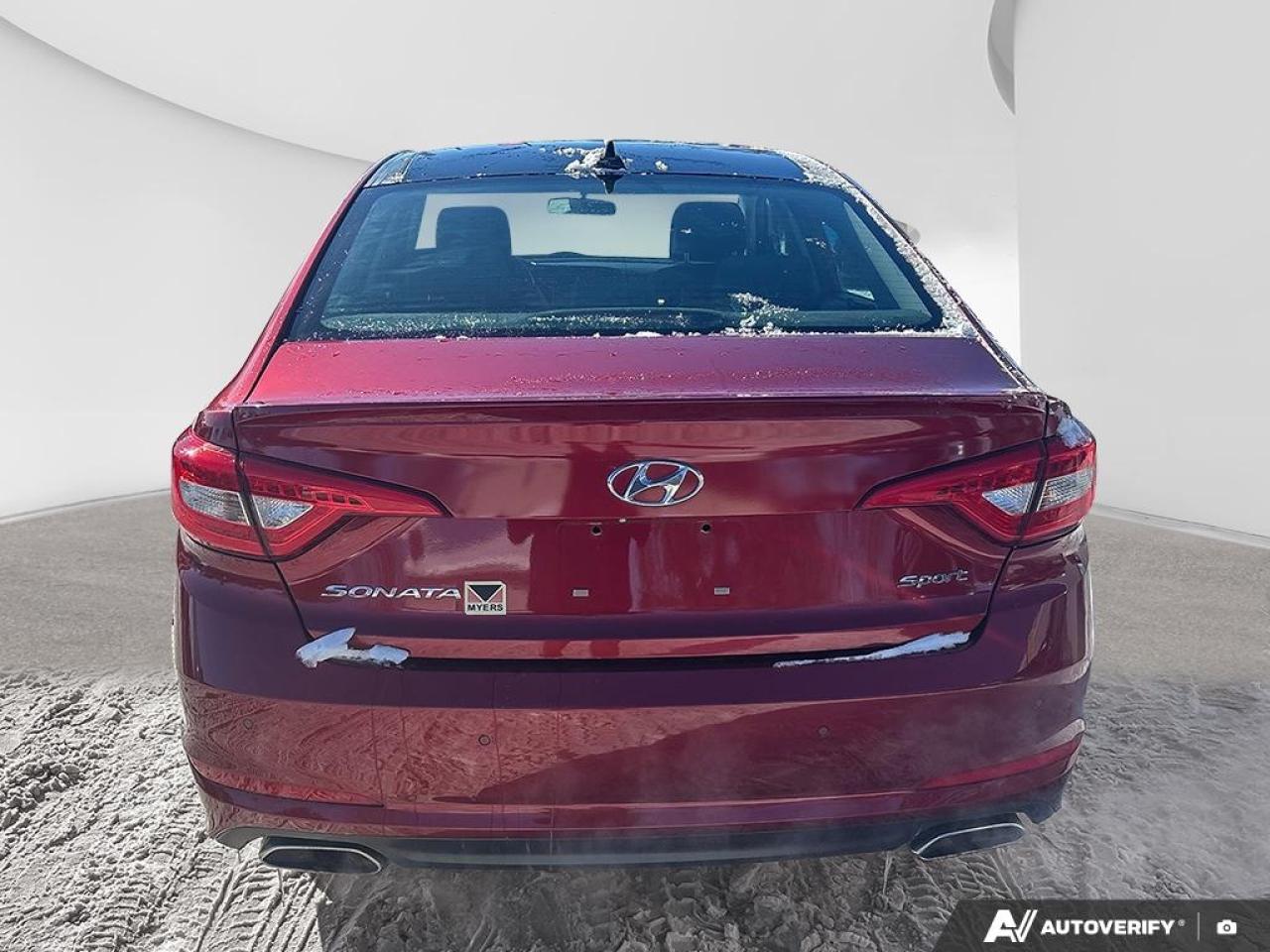 2015 Hyundai Sonata  Photo