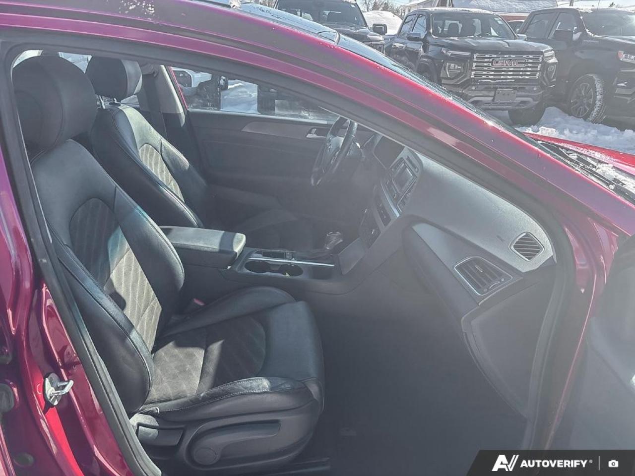 2015 Hyundai Sonata  Photo