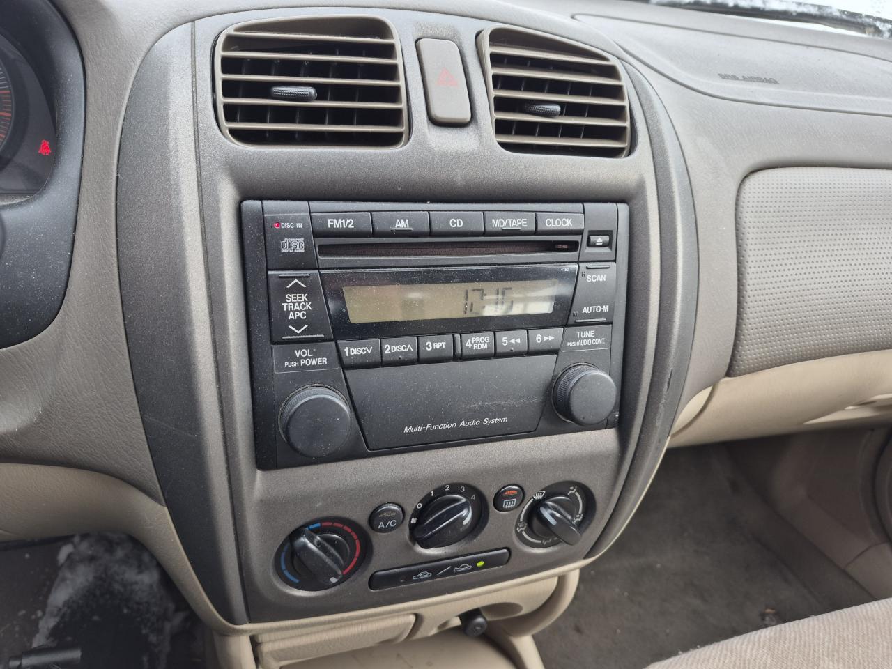 2001 Mazda Protege LX Photo9