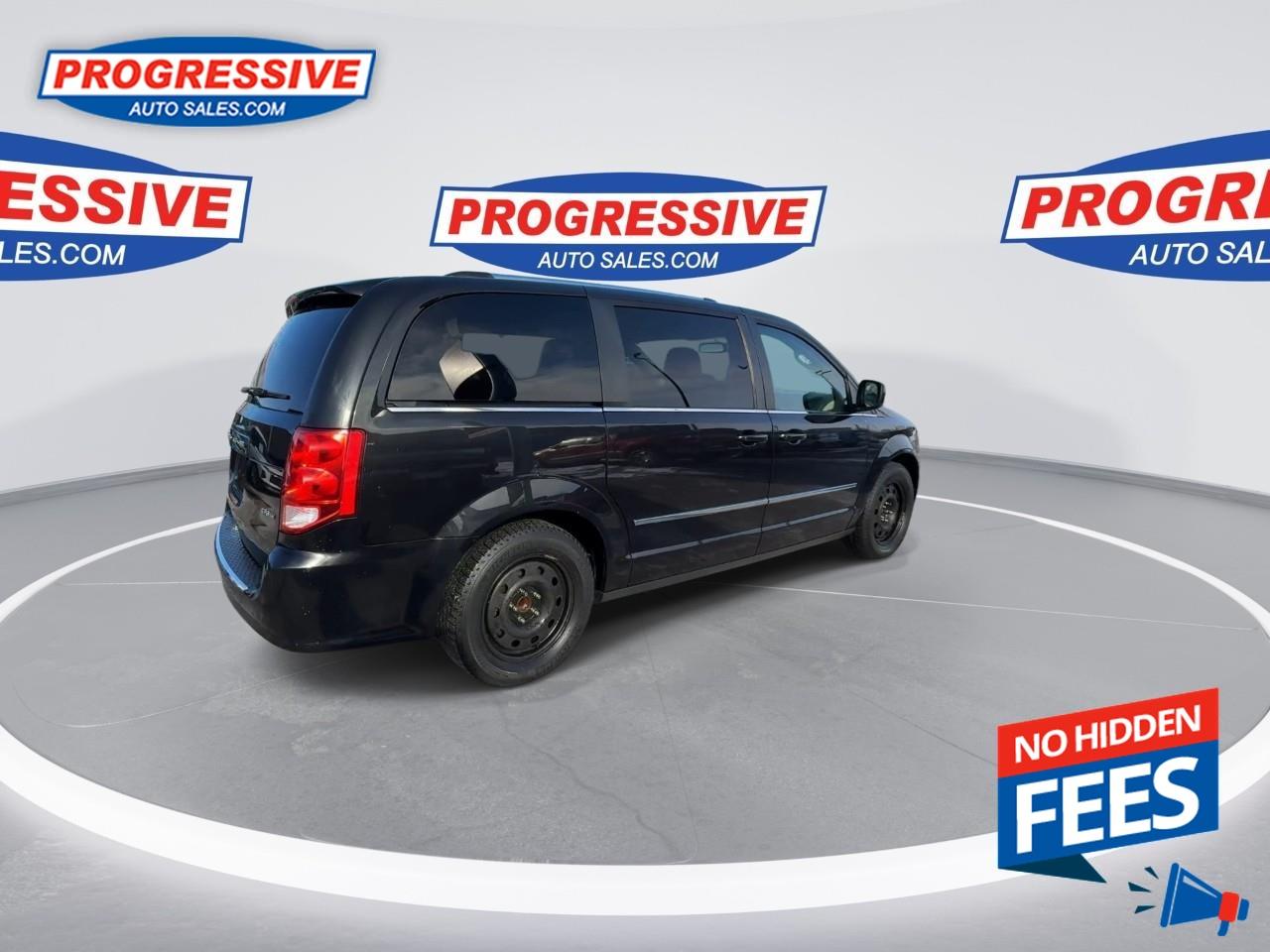 2016 Dodge Grand Caravan Crew Photo