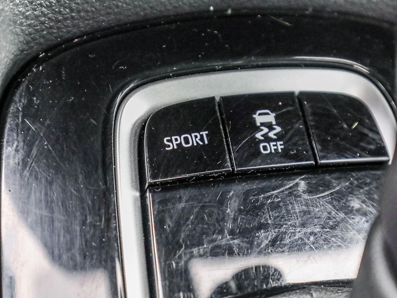 2022 Toyota Corolla SE Photo