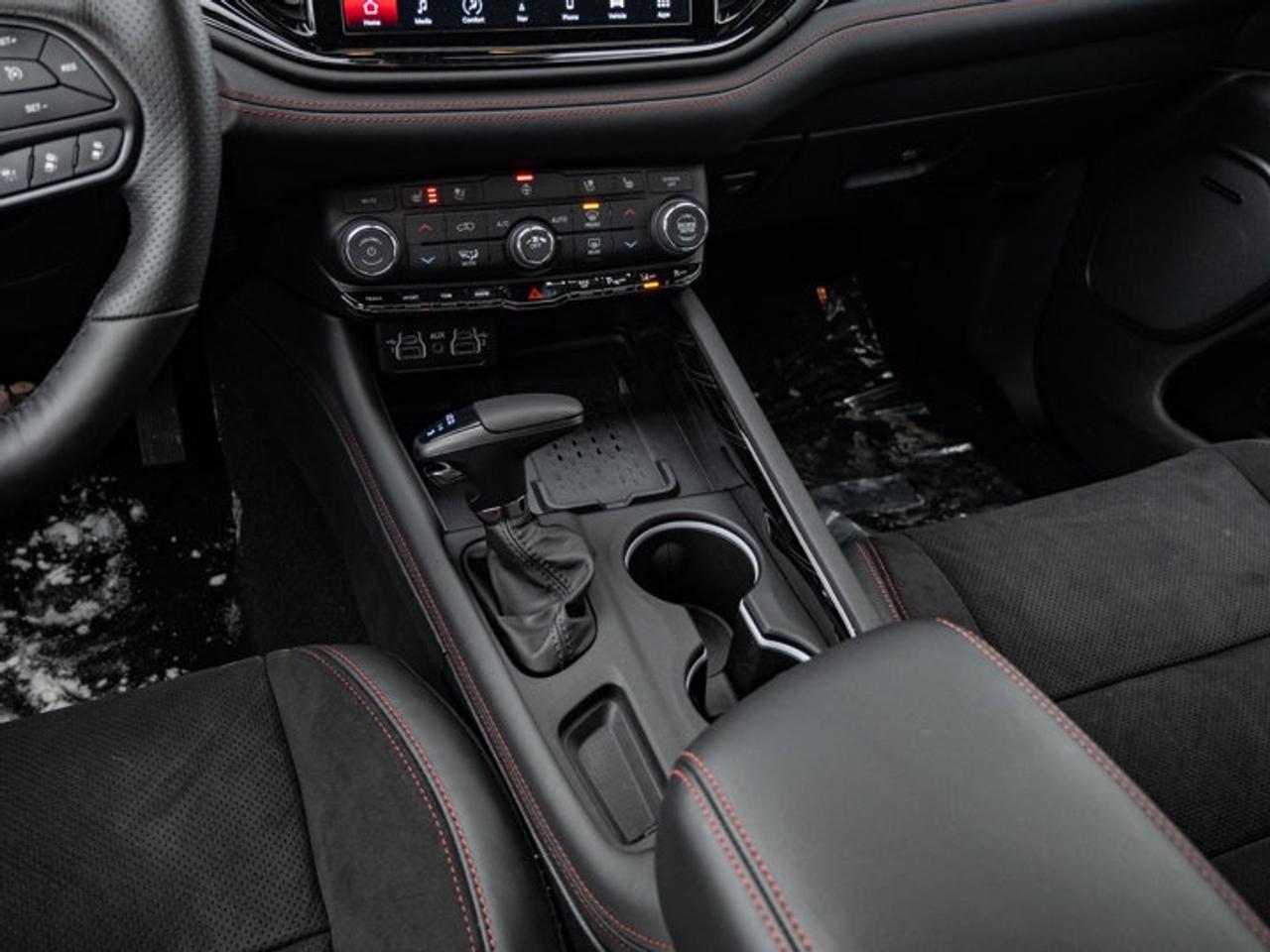 2026 Dodge Durango GT HEMI V8 Premium Photo