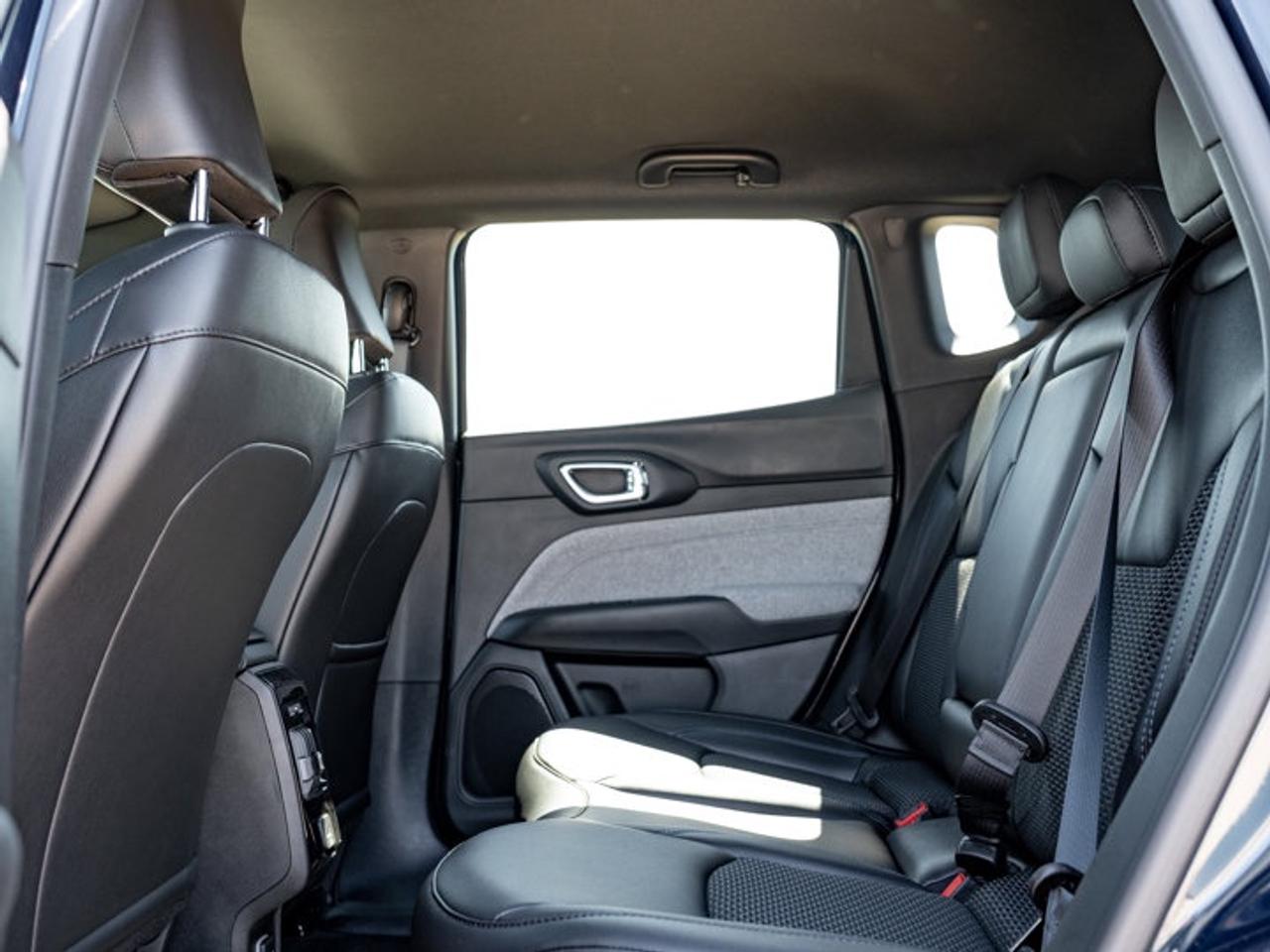 2026 Jeep Compass NORTH Photo