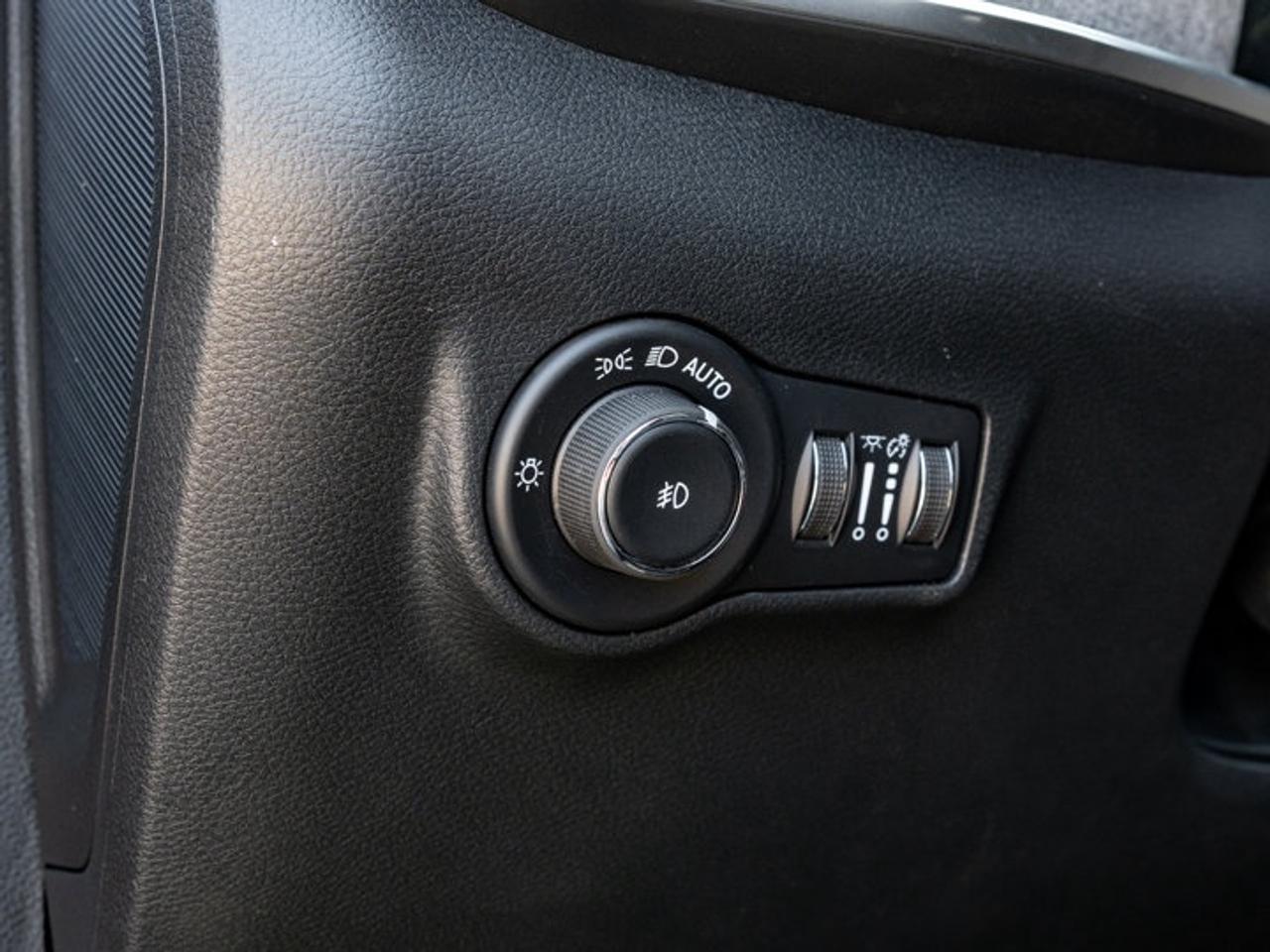 2026 Jeep Compass NORTH Photo