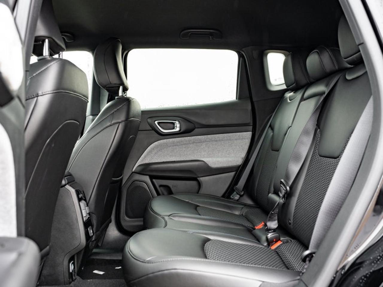 2026 Jeep Compass NORTH Photo