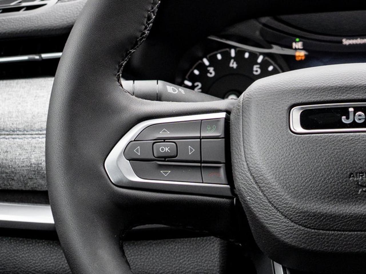 2026 Jeep Compass NORTH Photo