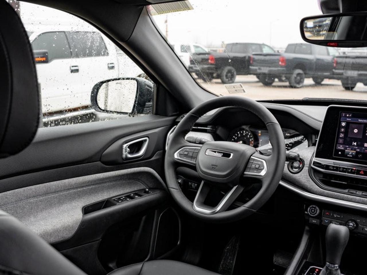 2026 Jeep Compass NORTH Photo