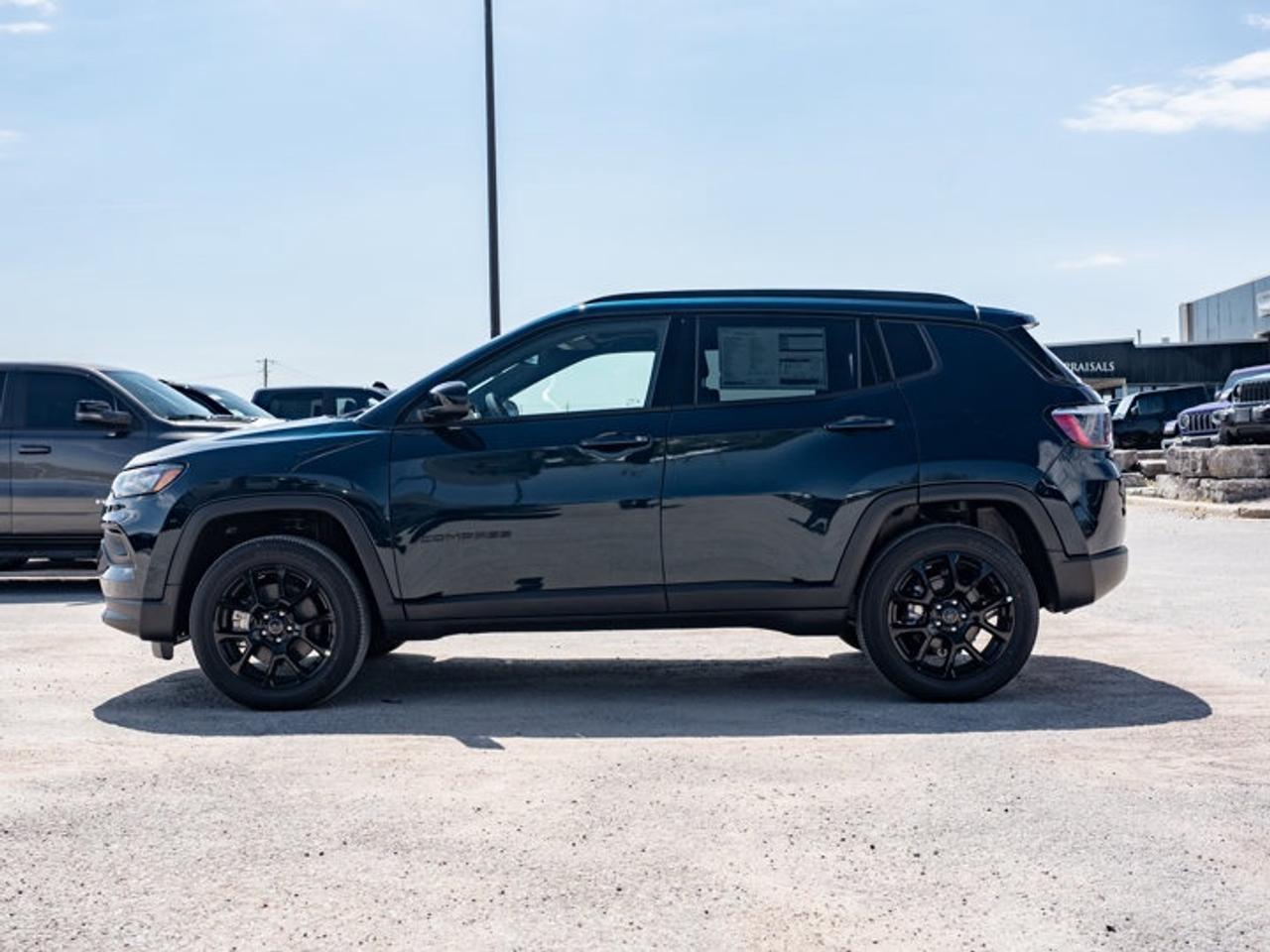 2026 Jeep Compass NORTH Photo