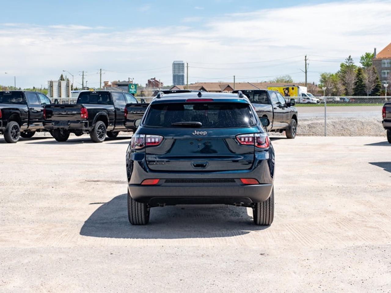 2026 Jeep Compass NORTH Photo