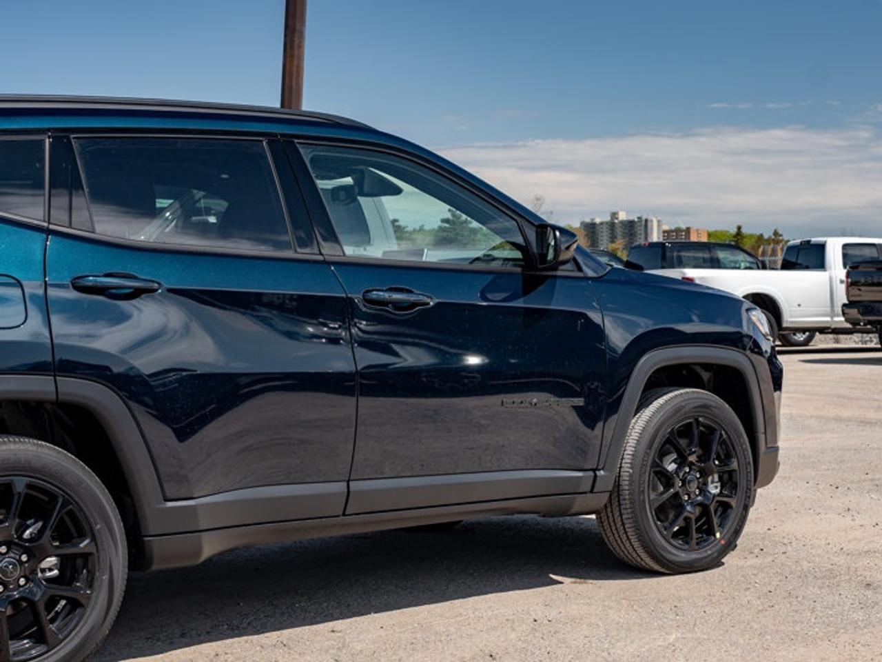 2026 Jeep Compass NORTH Photo