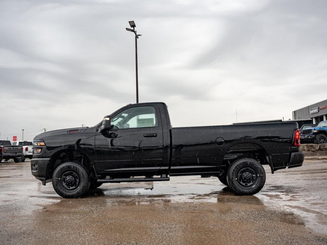 2026 RAM 2500 Tradesman Photo4