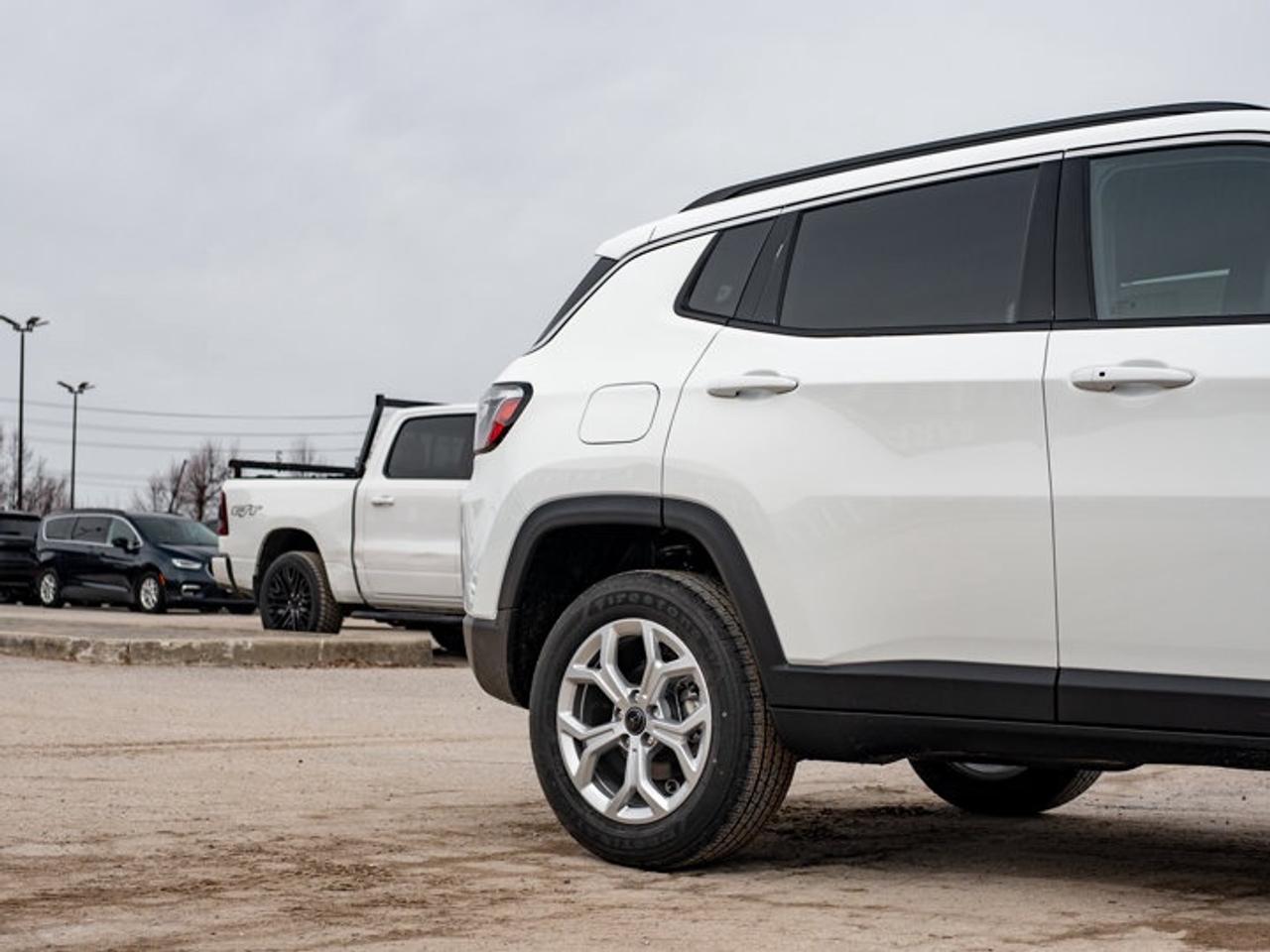 2026 Jeep Compass NORTH Photo