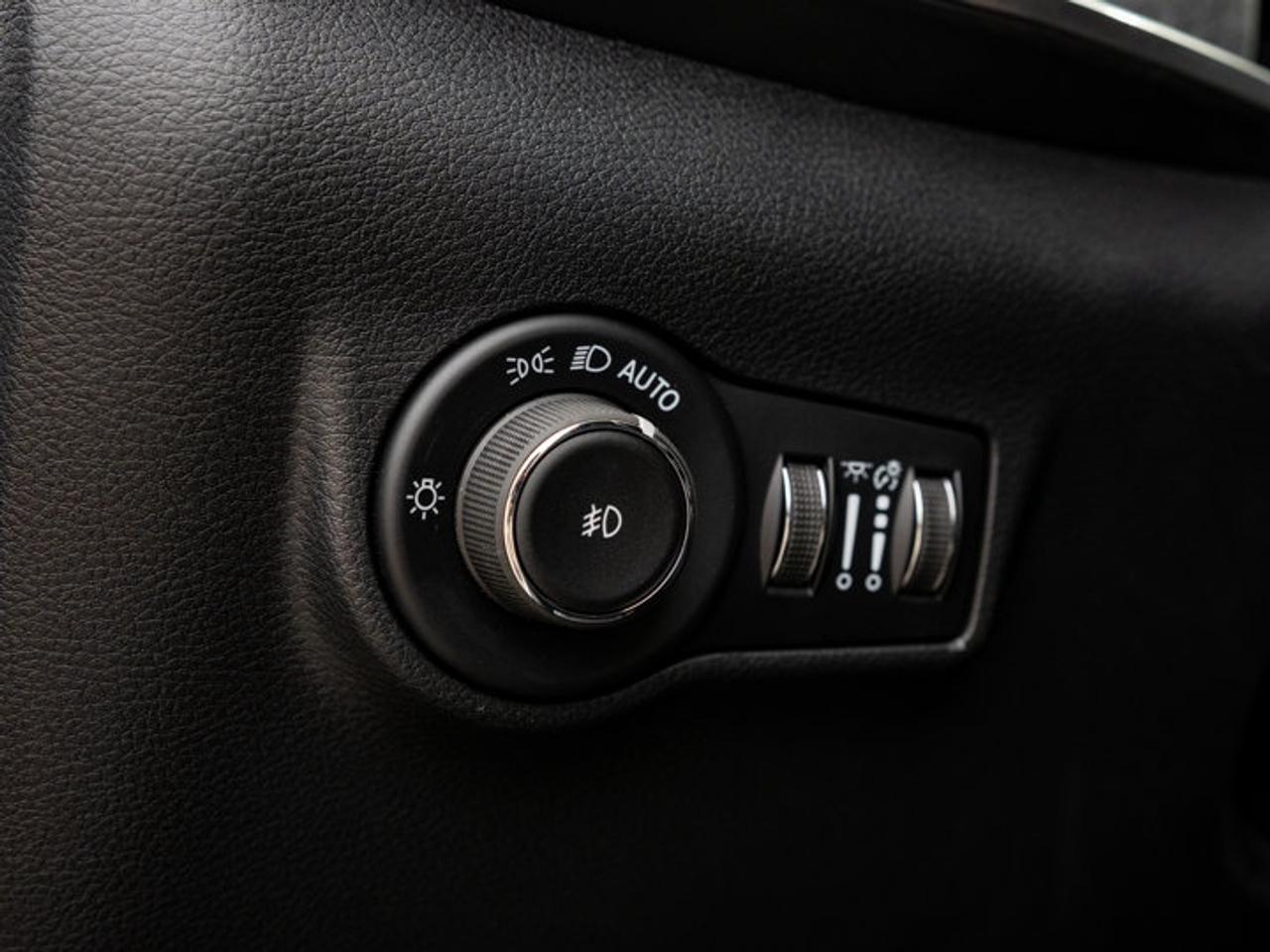 2026 Jeep Compass NORTH Photo