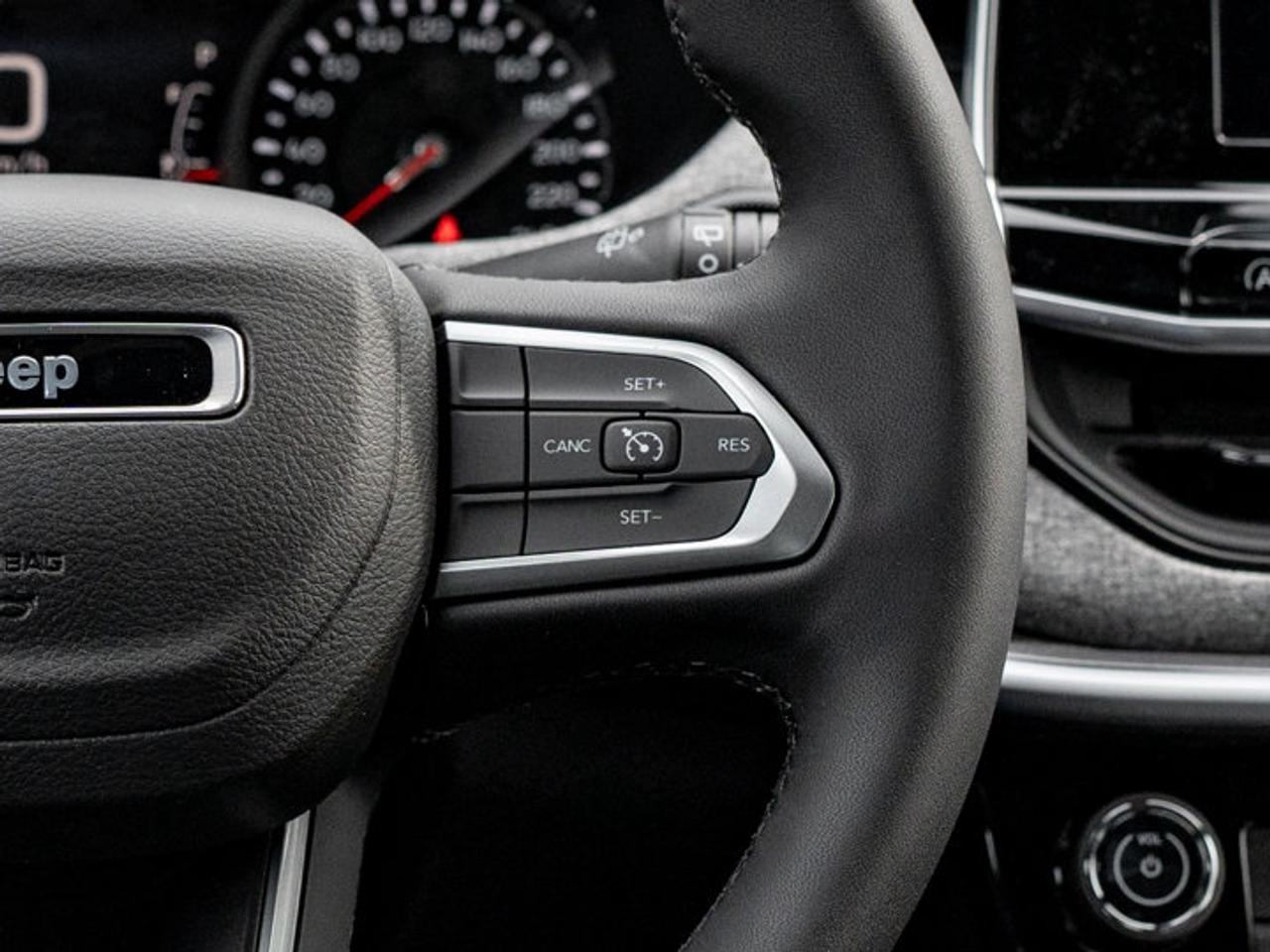2026 Jeep Compass NORTH Photo