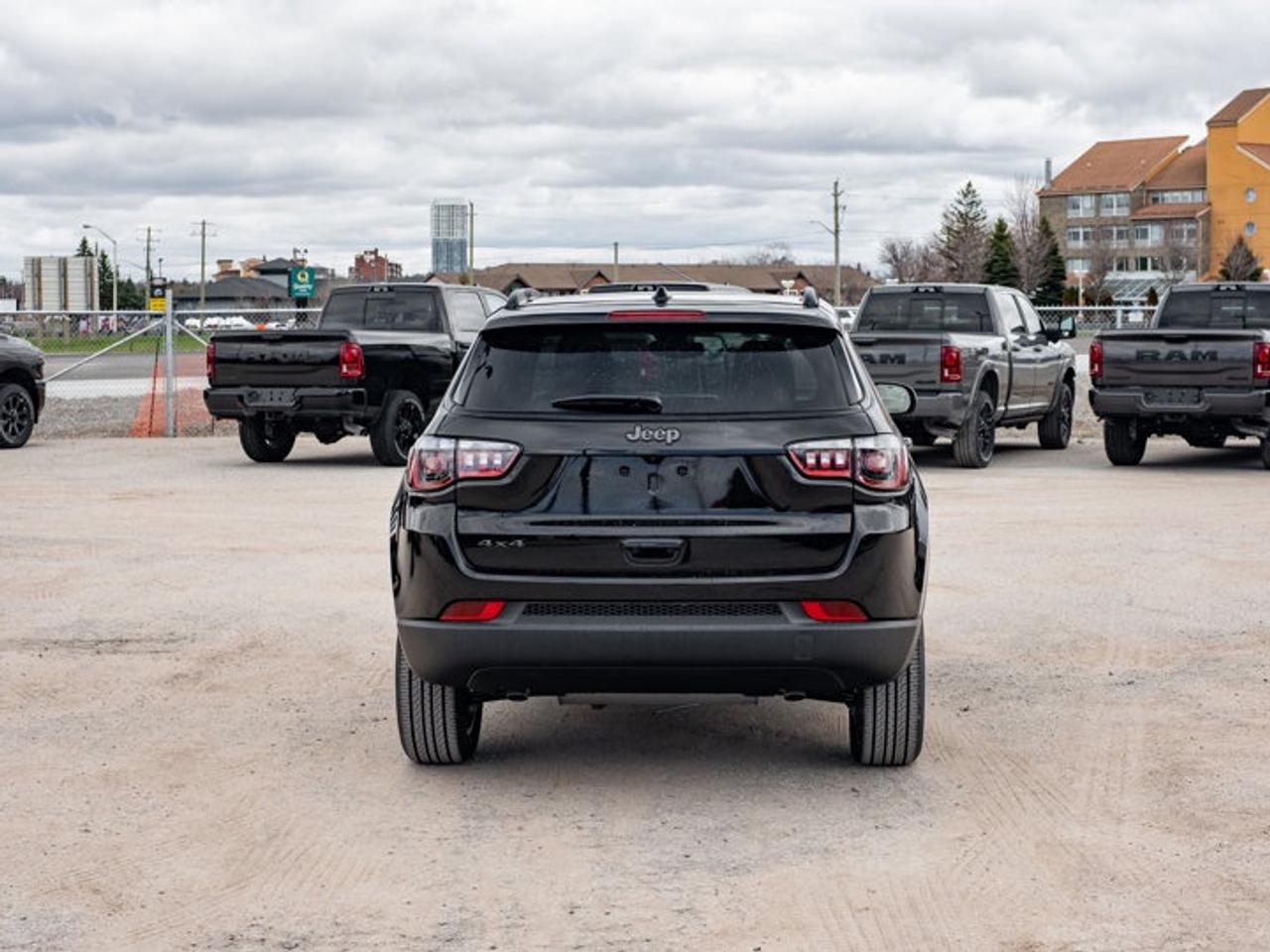 2026 Jeep Compass NORTH Photo