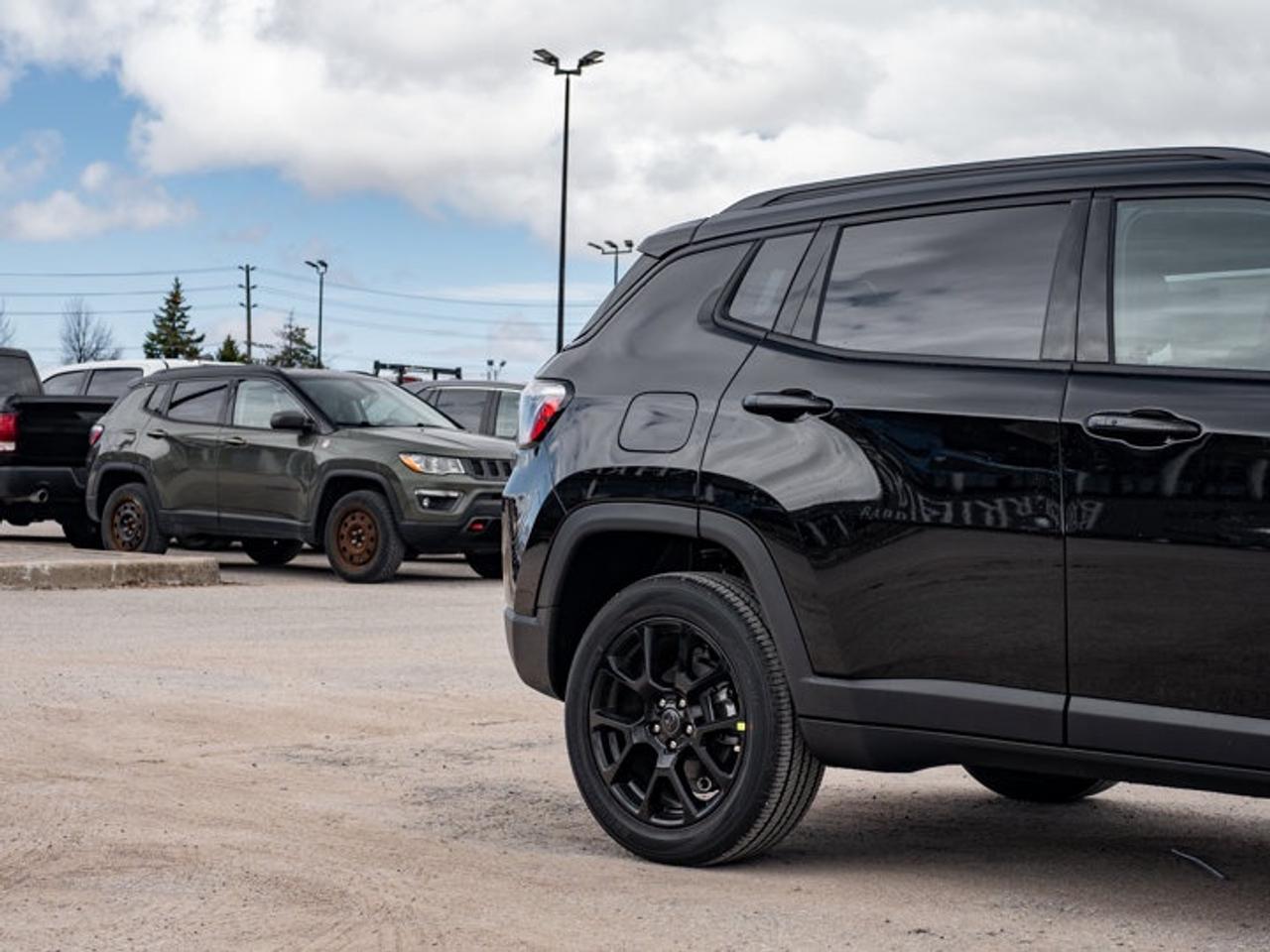 2026 Jeep Compass NORTH Photo