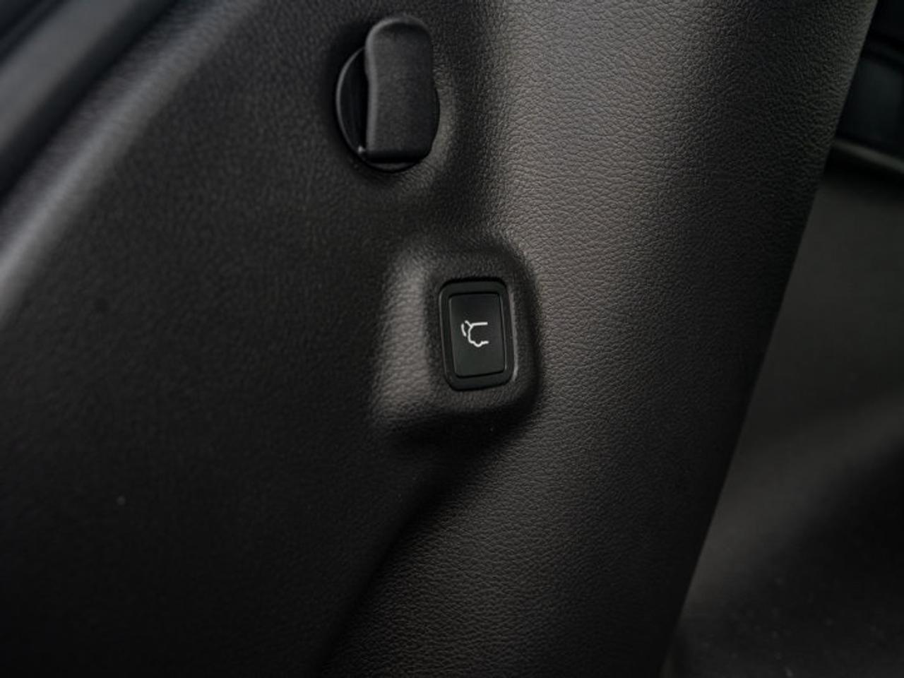 2026 Jeep Compass NORTH Photo