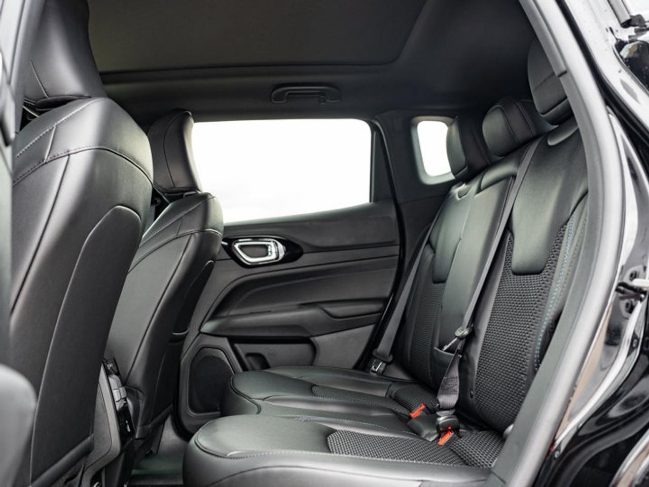 2026 Jeep Compass NORTH Photo
