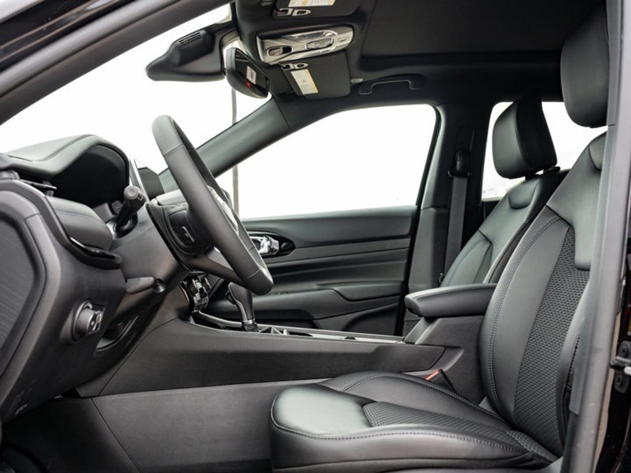 2026 Jeep Compass NORTH Photo