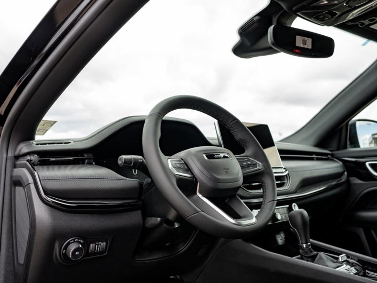 2026 Jeep Compass NORTH Photo