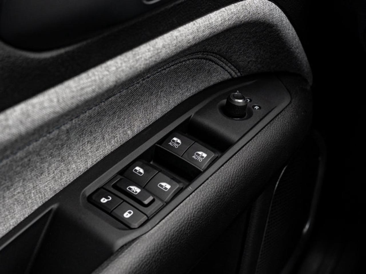 2026 Jeep Compass NORTH Photo