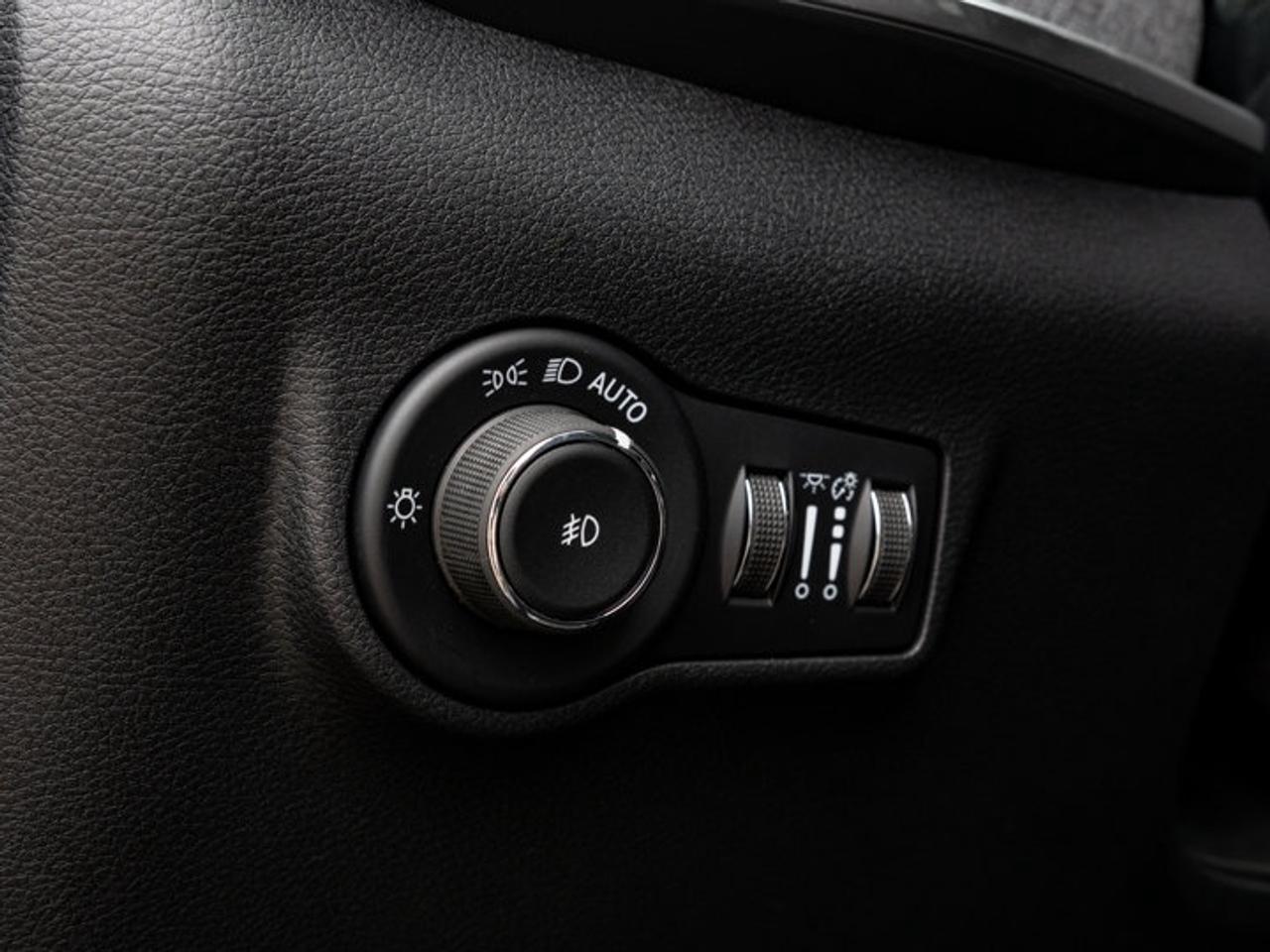 2026 Jeep Compass NORTH Photo