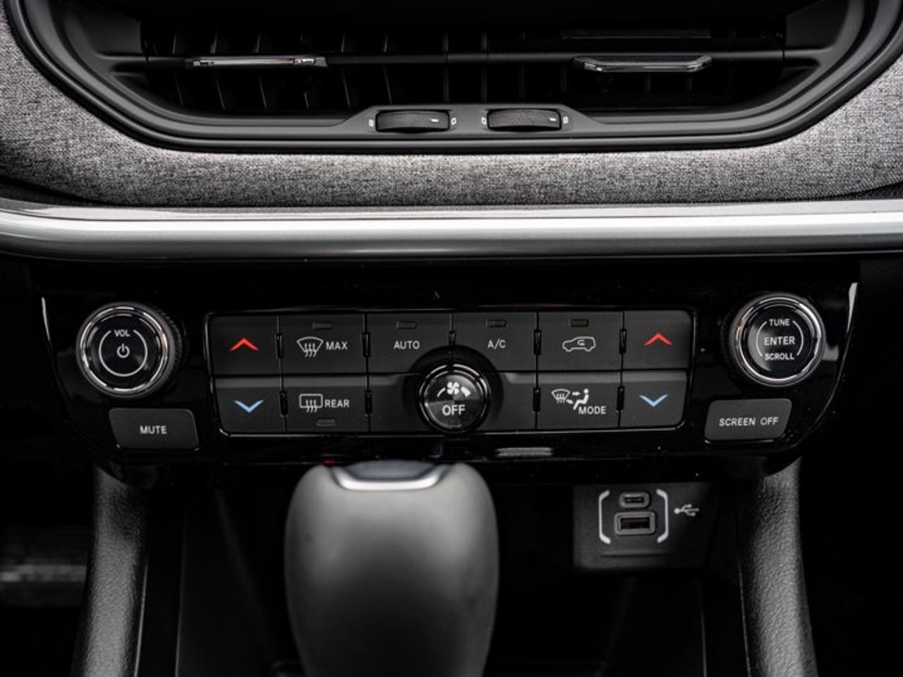 2026 Jeep Compass NORTH Photo
