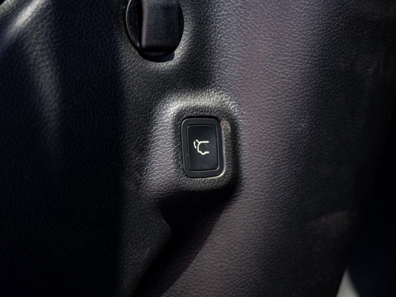 2026 Jeep Compass NORTH Photo