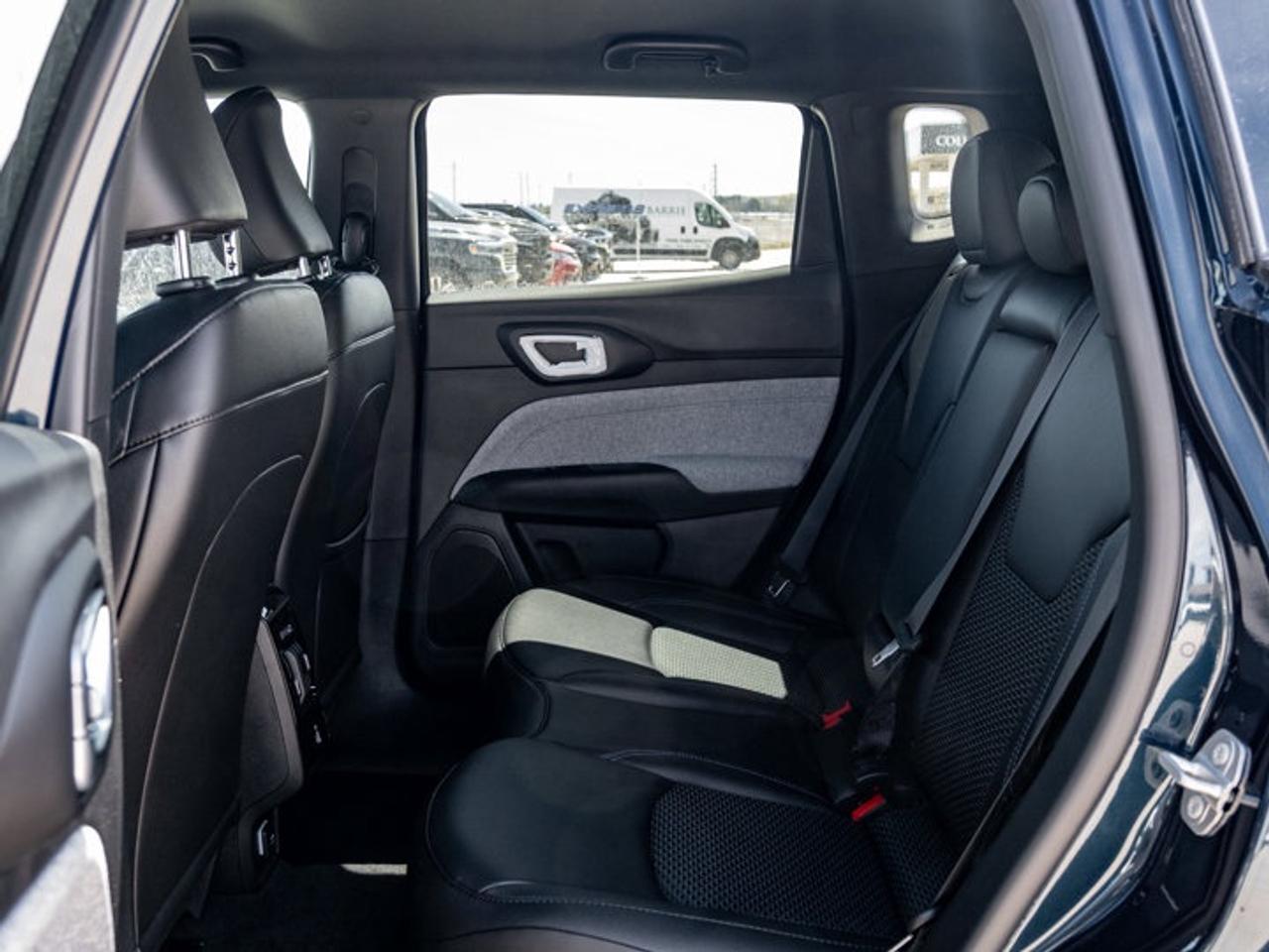 2026 Jeep Compass NORTH Photo