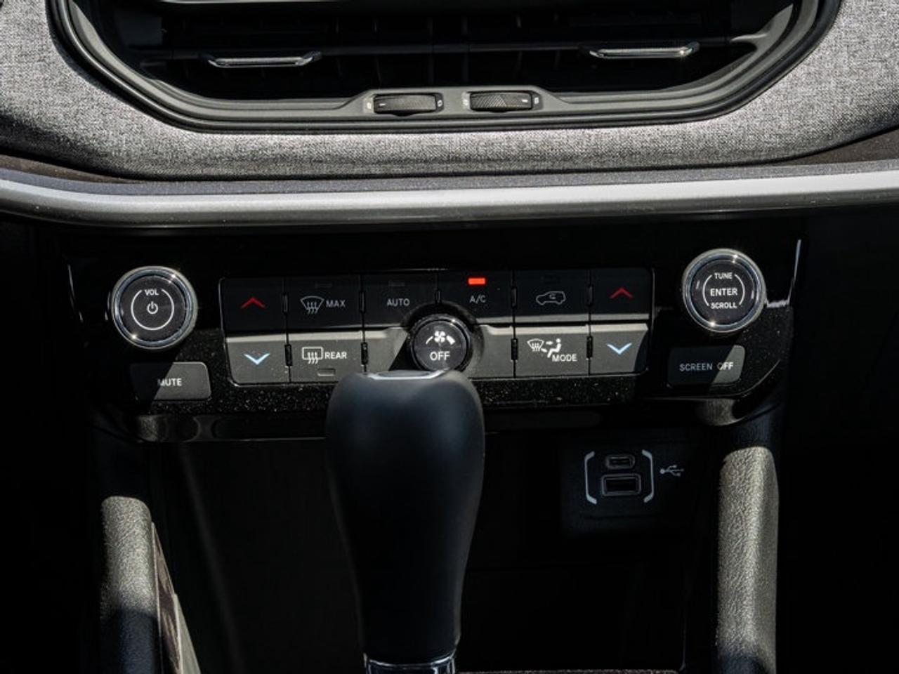 2026 Jeep Compass NORTH Photo