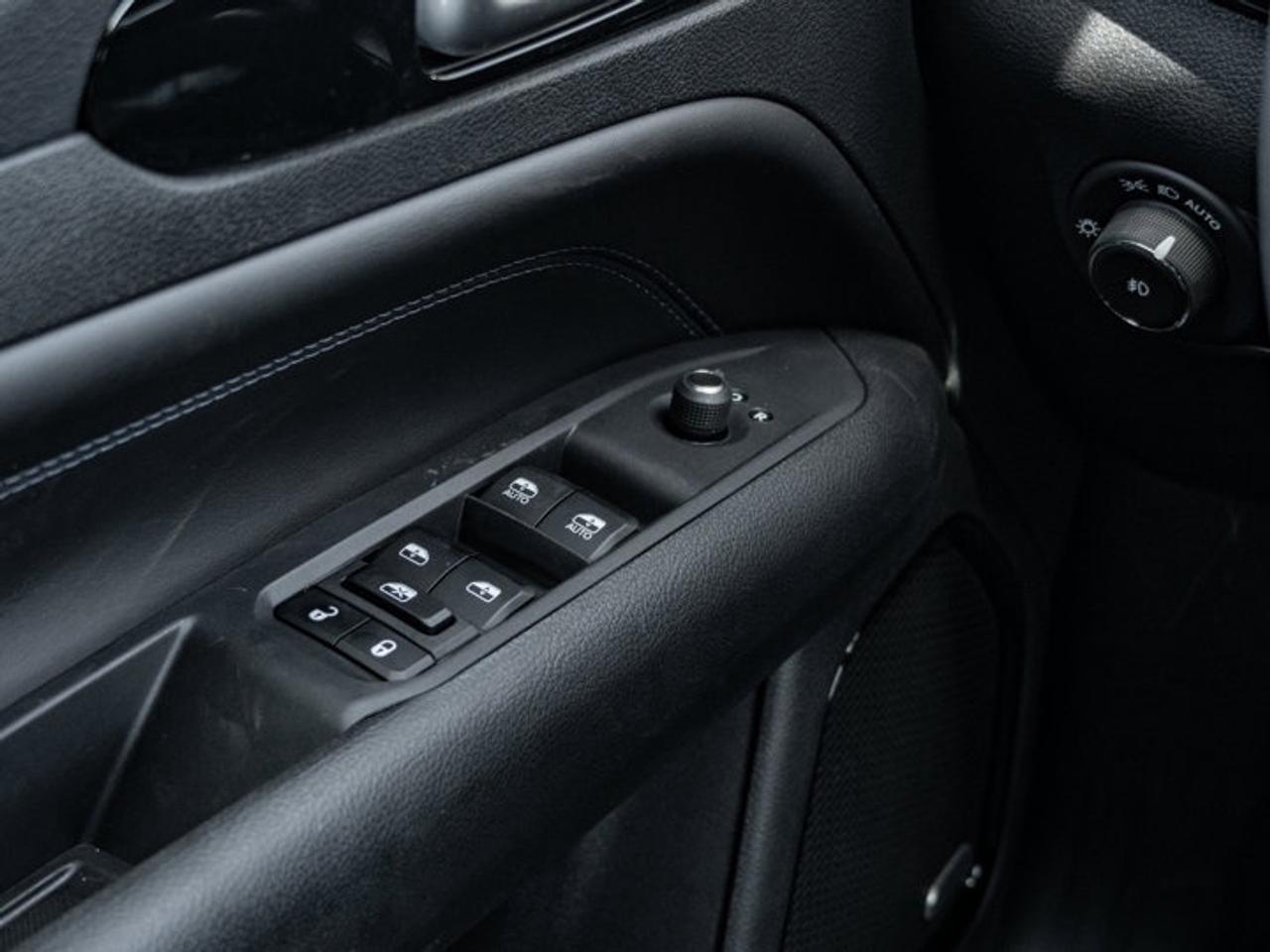 2026 Jeep Compass NORTH Photo