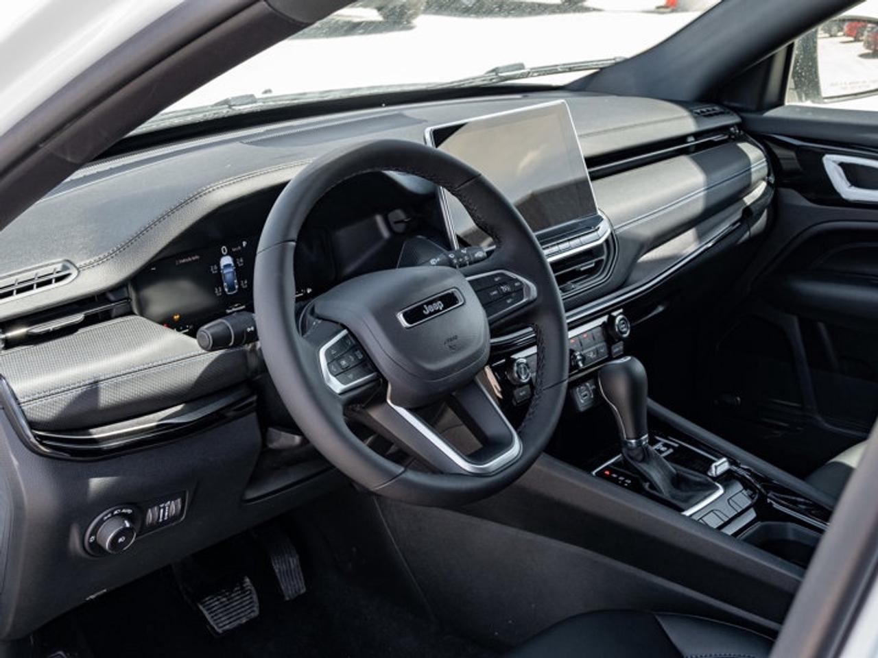 2026 Jeep Compass NORTH Photo