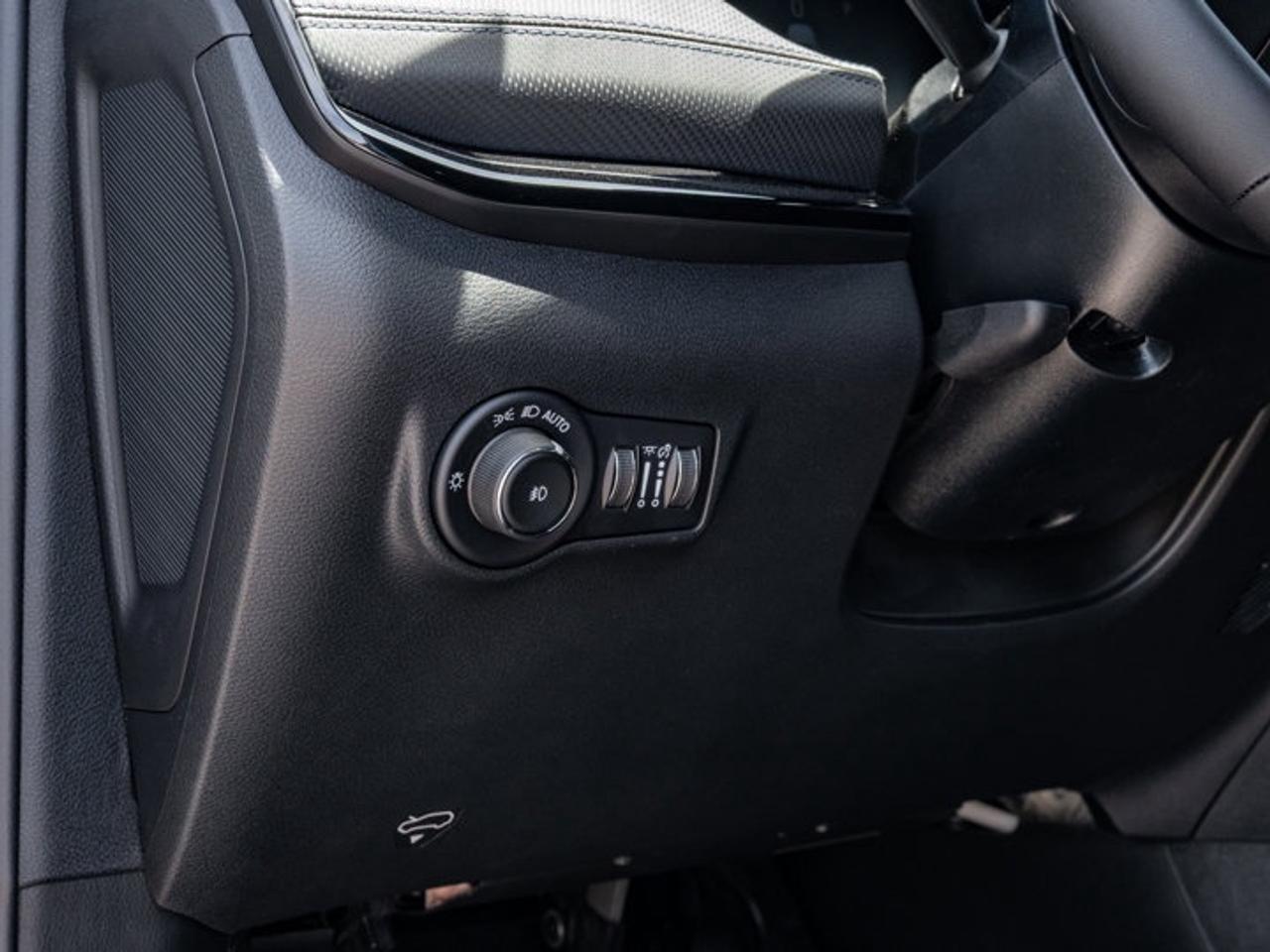2026 Jeep Compass NORTH Photo