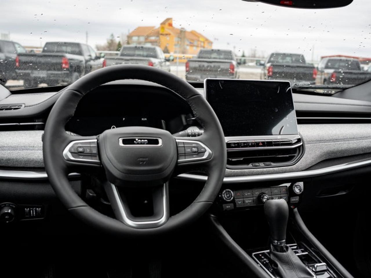 2026 Jeep Compass NORTH Photo2