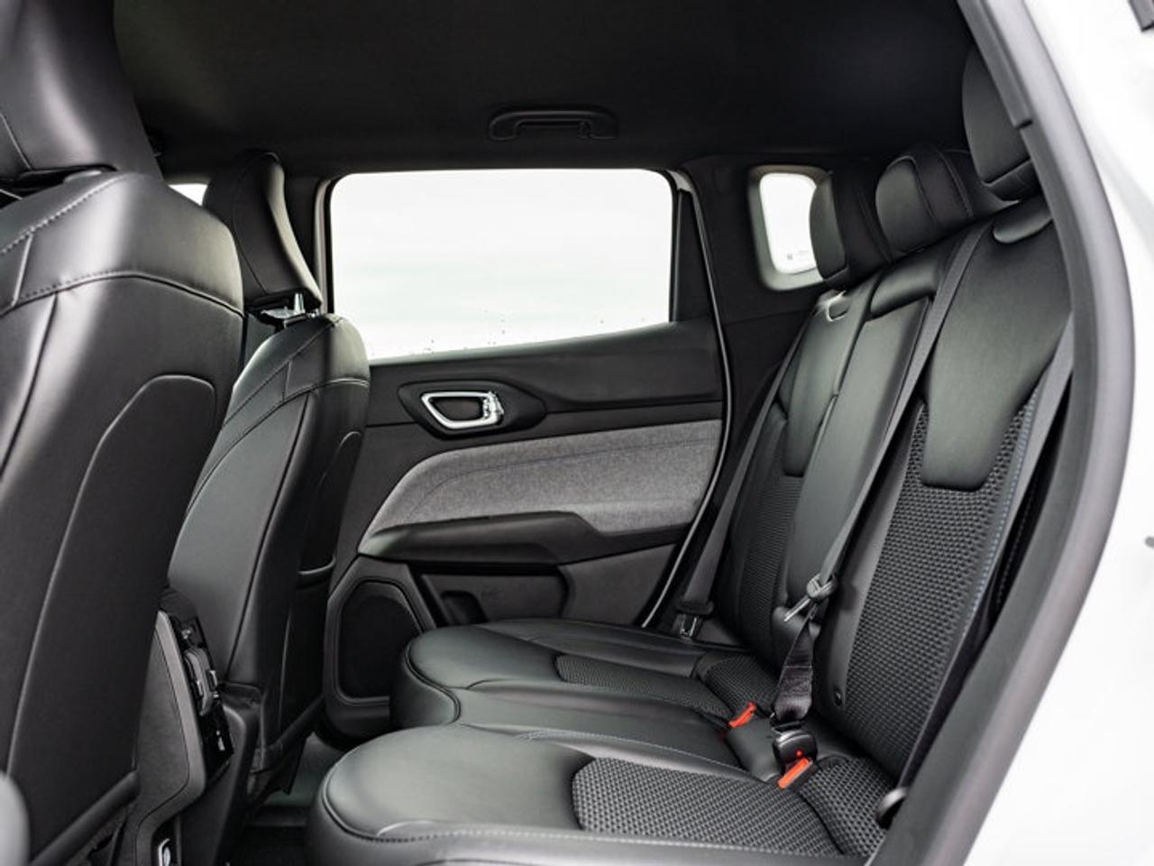 2026 Jeep Compass NORTH Photo