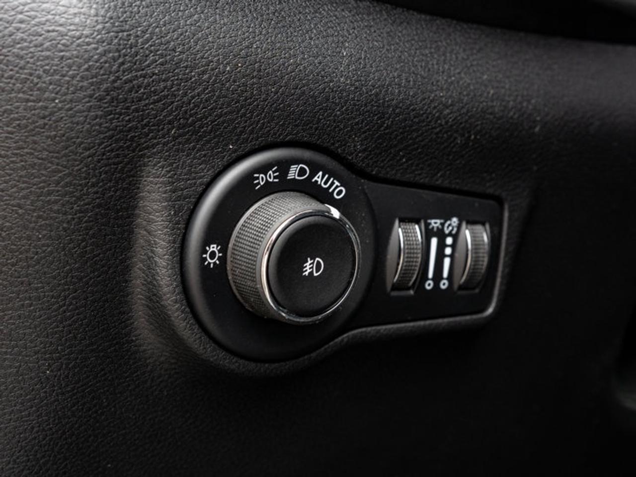 2026 Jeep Compass NORTH Photo
