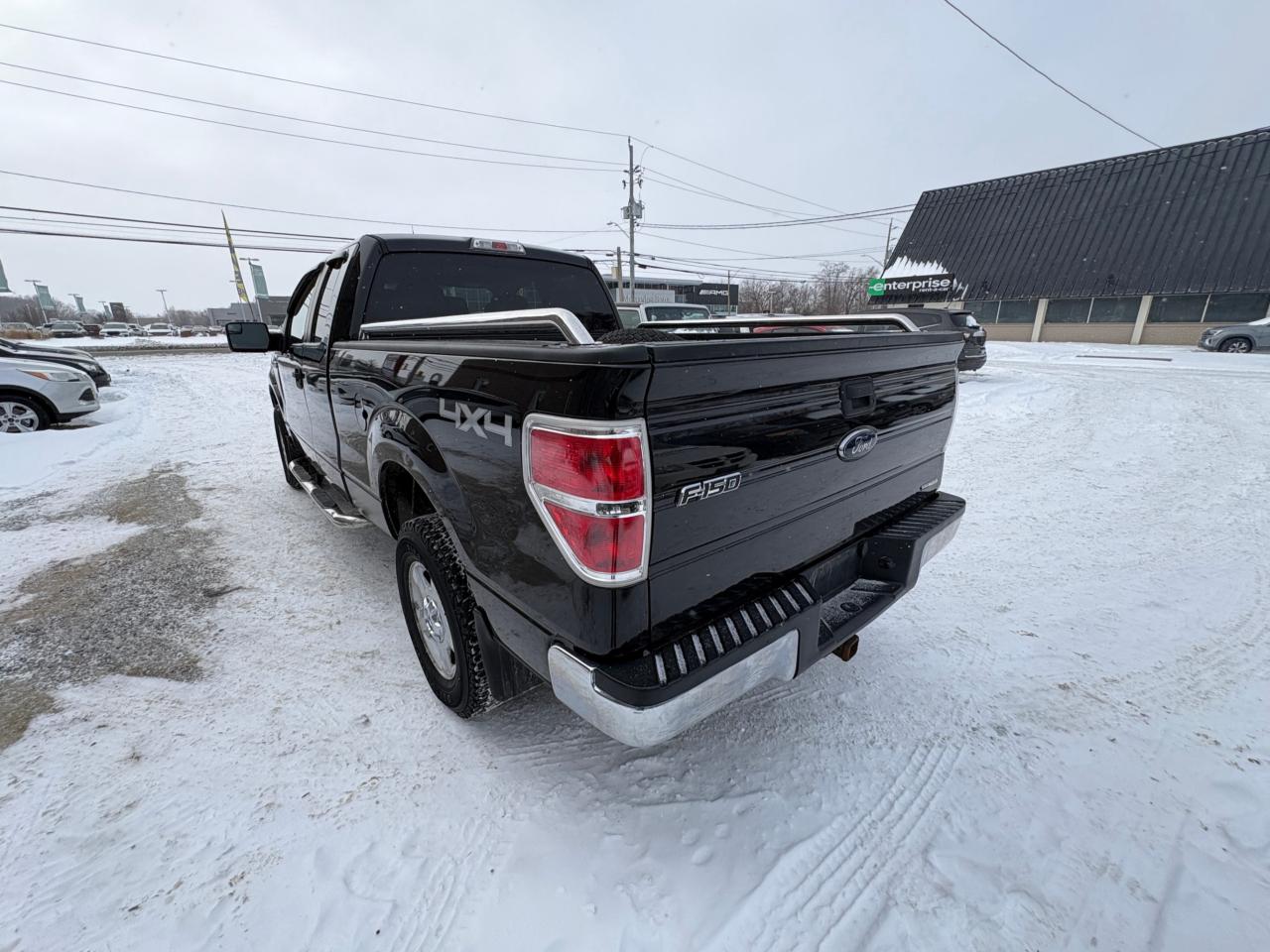 2014 Ford F-150 4WD SuperCab 163" XLT, Low KM, with Safety and 1 year $5000 per claim Warranty Photo3
