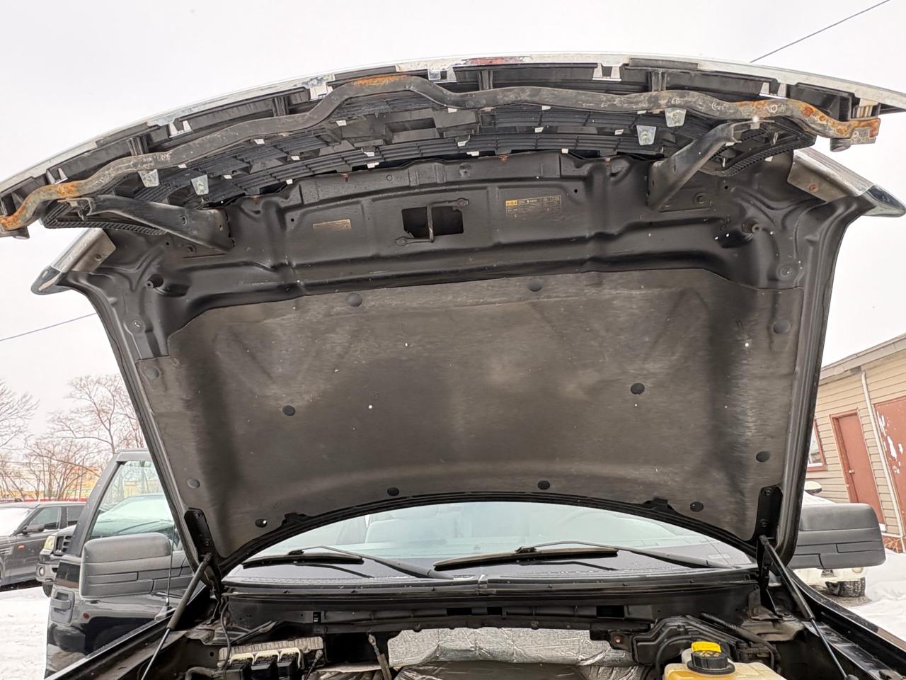 2014 Ford F-150 4WD SuperCab 163" XLT, Low KM, with Safety and 1 year $5000 per claim Warranty Photo