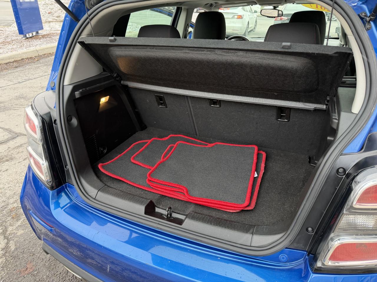 2017 Chevrolet Sonic LT AUTO,RS PKG! SUNROOF-HEATED SEATS-REMOTE START! Photo37