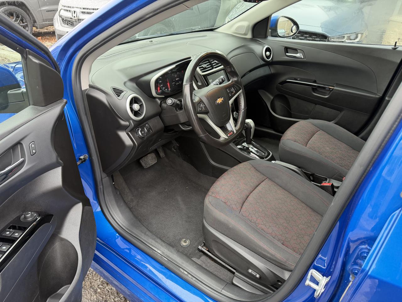 2017 Chevrolet Sonic LT AUTO,RS PKG! SUNROOF-HEATED SEATS-REMOTE START! Photo60