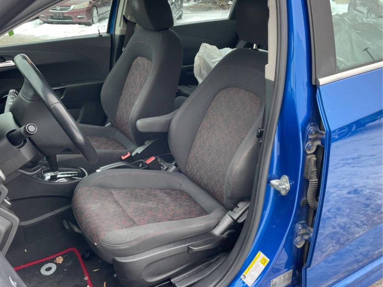 2017 Chevrolet Sonic LT - RS PKG, AUTO, HEATED SEATS, B/U CAMERA!! Photo