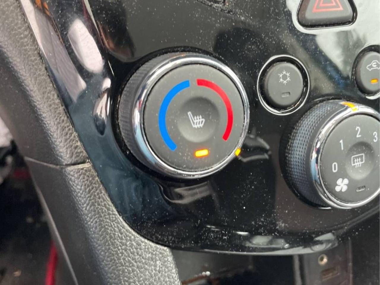 2017 Chevrolet Sonic LT - RS PKG, AUTO, HEATED SEATS, B/U CAMERA!! Photo