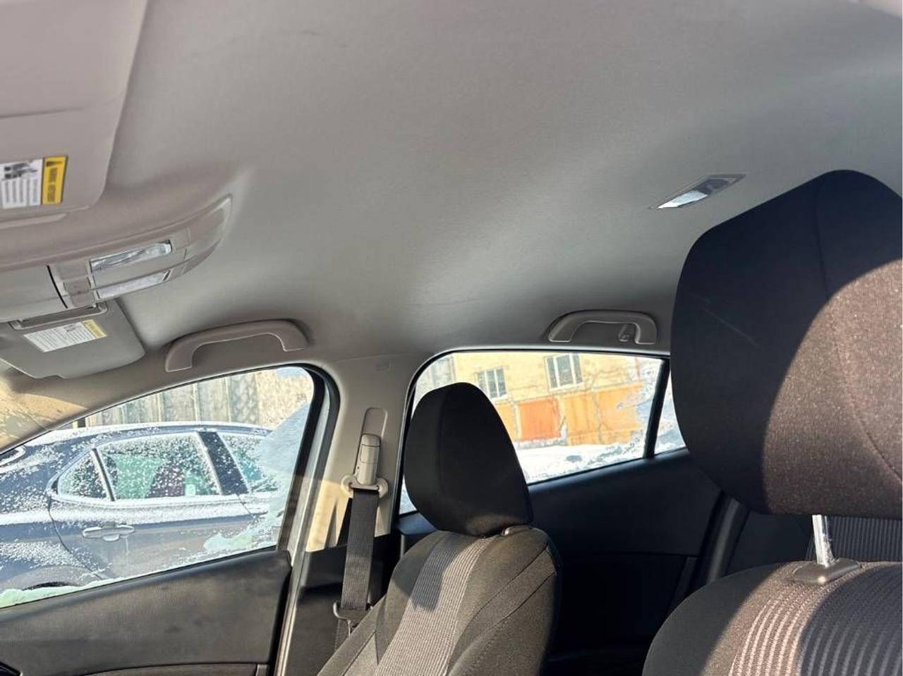 2015 Mazda MAZDA3 GS - ONLY 75K!! MANUAL, HEATED SEATS, BACK-UP CAM! Photo21