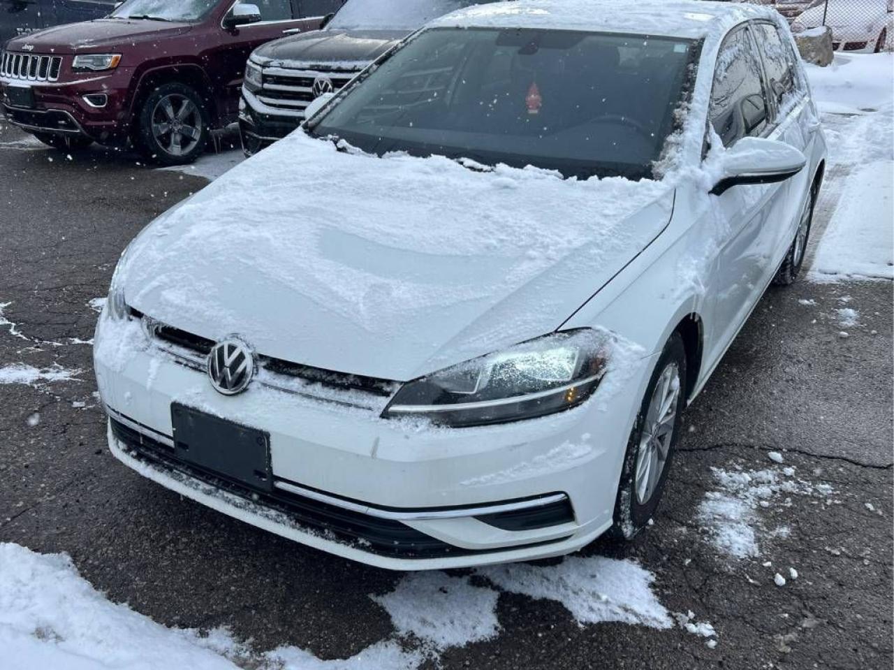 2019 Volkswagen Golf Comfortline AUTO, HEATED SEATS, BACK-UP CAMERA!! Photo