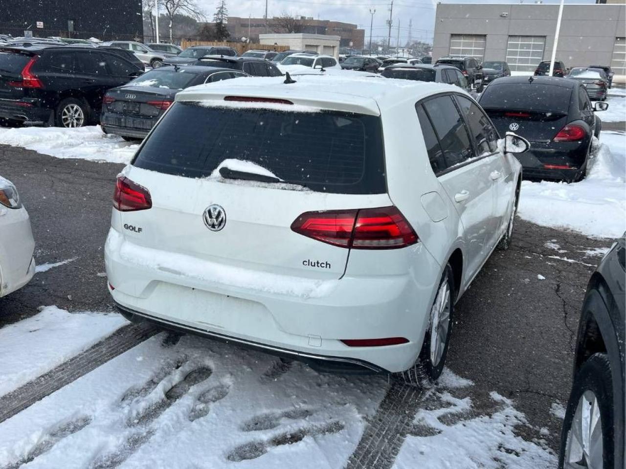 2019 Volkswagen Golf Comfortline AUTO, HEATED SEATS, BACK-UP CAMERA!! Photo