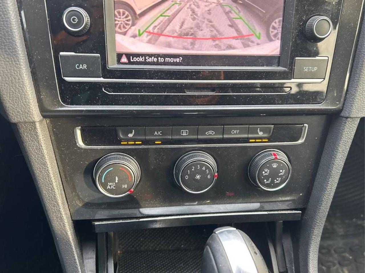 2019 Volkswagen Golf Comfortline AUTO, HEATED SEATS, BACK-UP CAMERA!! Photo18